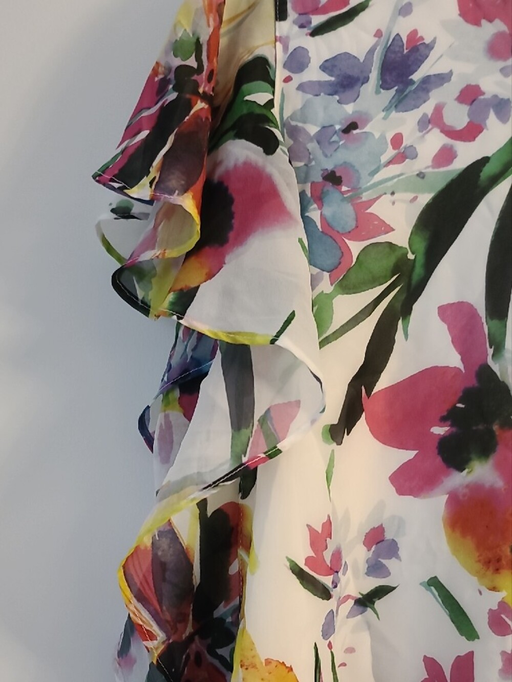 Floral Flutter Sleeve V-Neck Blouse - White Multi - Picture 3 of 8